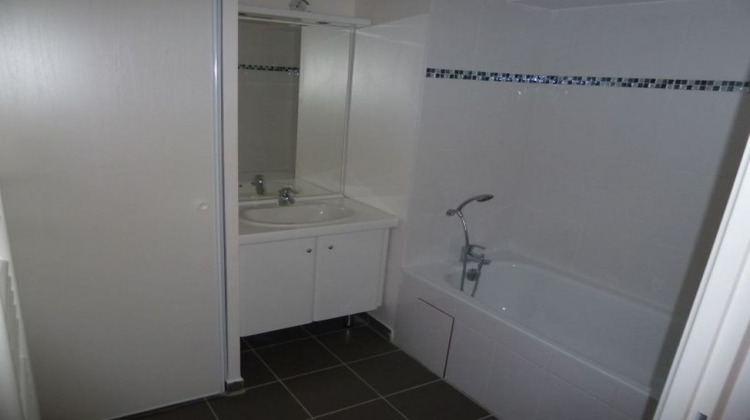 Ma-Cabane - Location Appartement NOISY-LE-GRAND, 48 m²