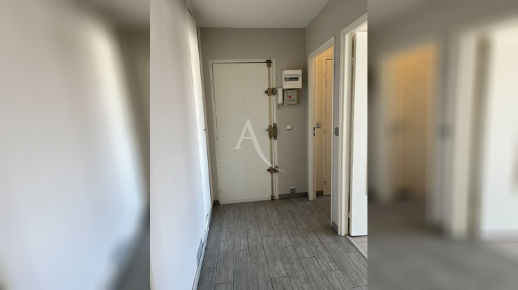 Ma-Cabane - Location Appartement NOISY-LE-GRAND, 61 m²