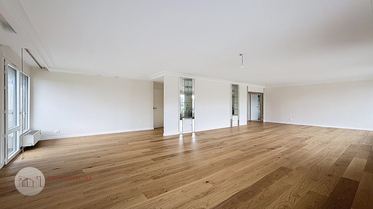 Ma-Cabane - Location Appartement Noisy-le-Roi, 110 m²