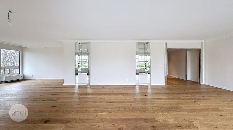 Ma-Cabane - Location Appartement Noisy-le-Roi, 110 m²