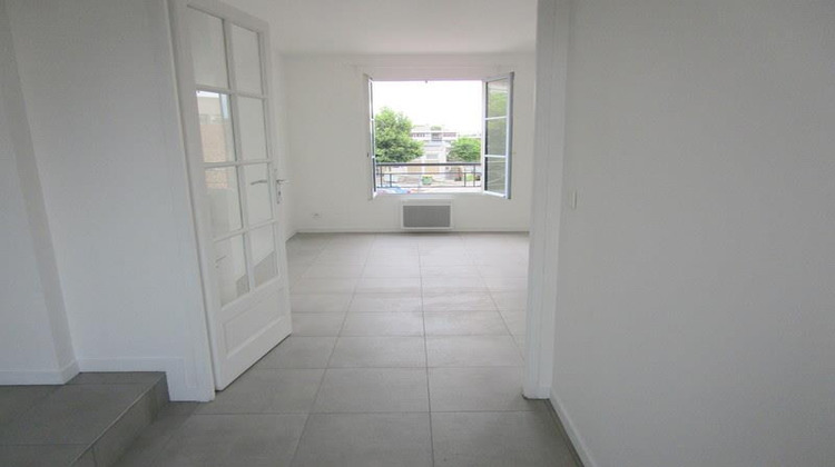 Ma-Cabane - Location Appartement NOISY-LE-ROI, 74 m²
