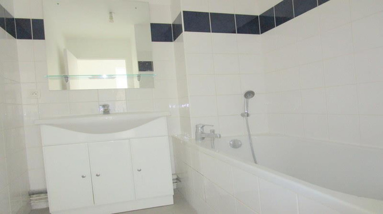 Ma-Cabane - Location Appartement NOISY-LE-ROI, 74 m²