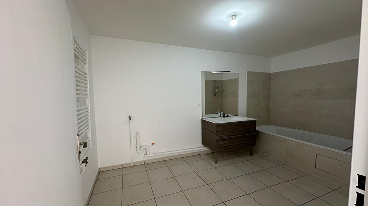 Ma-Cabane - Location Appartement NOISY-LE-SEC, 67 m²