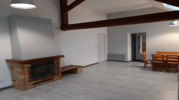 Ma-Cabane - Location Appartement Nompatelize, 58 m²