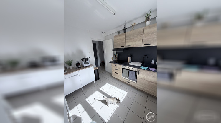 Ma-Cabane - Location Appartement Nordausques, 77 m²