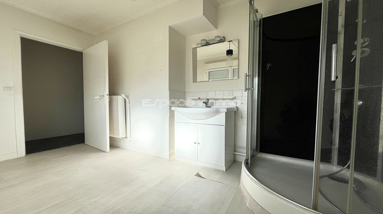 Ma-Cabane - Location Appartement NOTRE-DAME-DE-BONDEVILLE, 51 m²