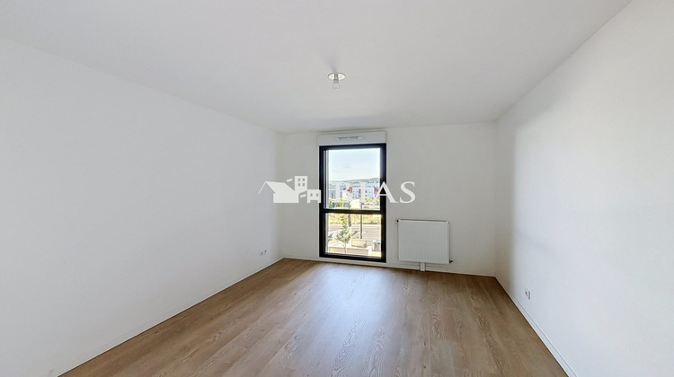 Ma-Cabane - Location Appartement Notre-Dame-de-Bondeville, 69 m²