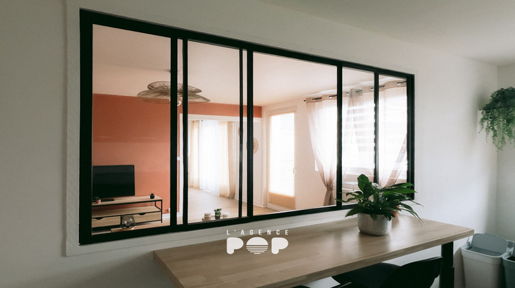 Ma-Cabane - Location Appartement NOTRE-DAME-DE-SANILHAC, 68 m²