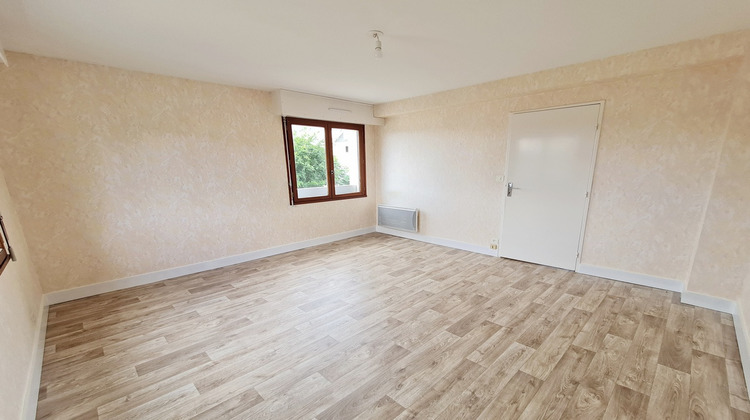 Ma-Cabane - Location Appartement NOYAL-SUR-VILAINE, 97 m²