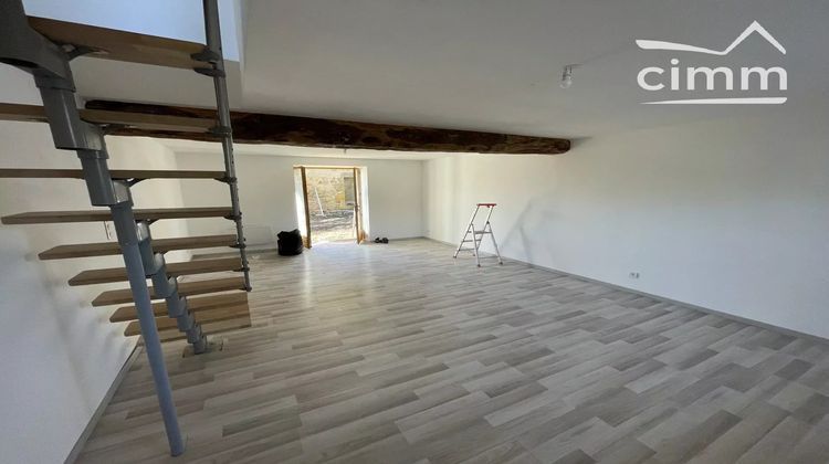 Ma-Cabane - Location Appartement Noyant-d'Allier, 69 m²