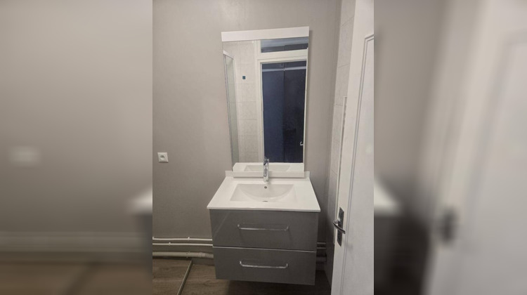 Ma-Cabane - Location Appartement NOYON, 30 m²