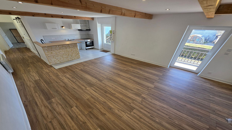 Ma-Cabane - Location Appartement NURIEUX-VOLOGNAT, 52 m²