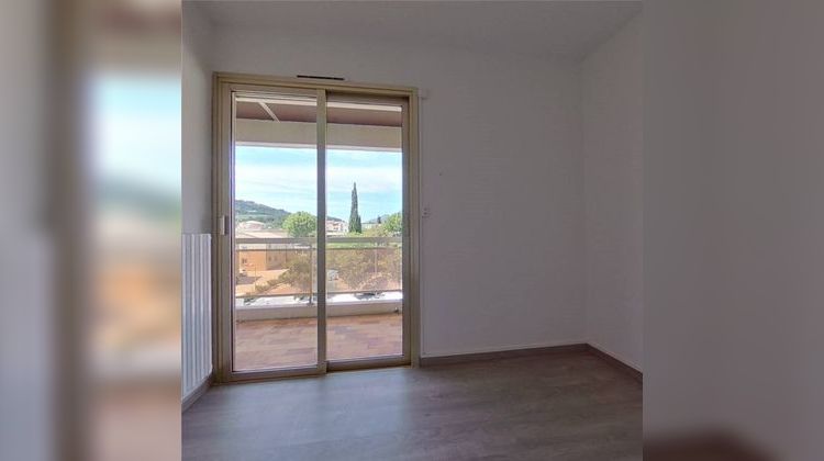 Ma-Cabane - Location Appartement Nyons, 79 m²