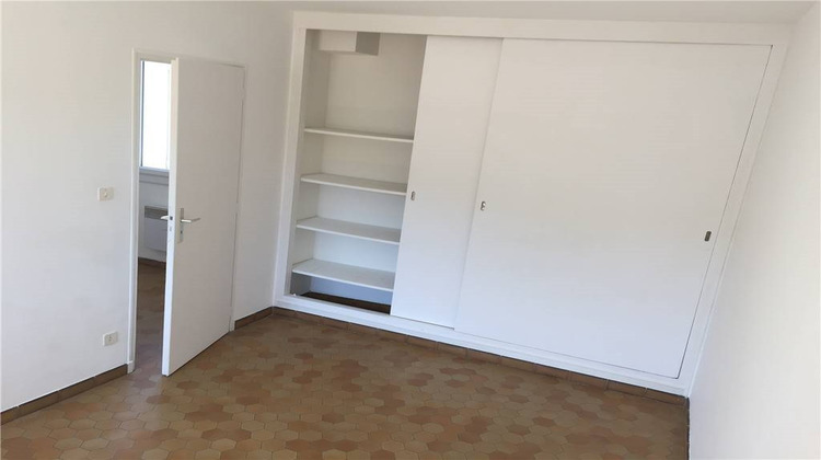 Ma-Cabane - Location Appartement Nyons, 58 m²