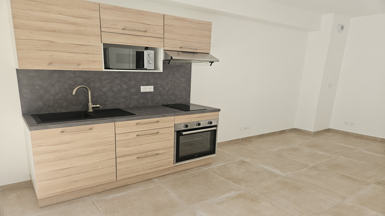 Ma-Cabane - Location Appartement Nyons, 30 m²