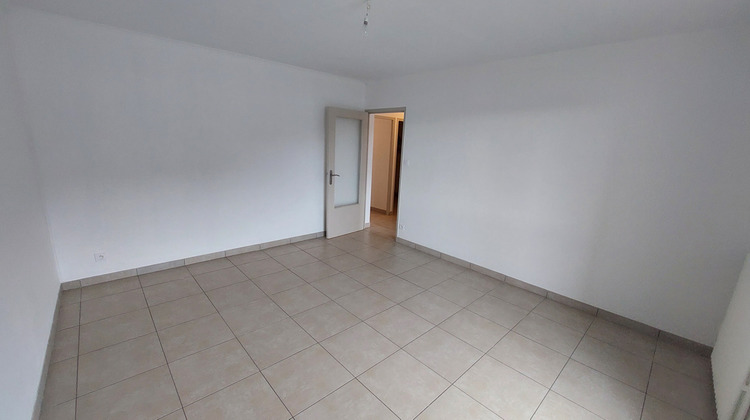 Ma-Cabane - Location Appartement Nyons, 73 m²