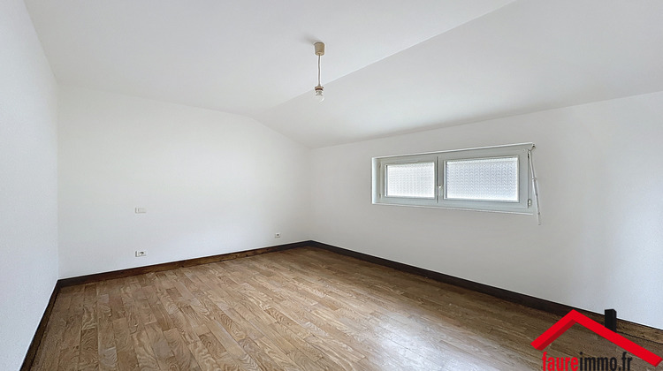 Ma-Cabane - Location Appartement Objat, 45 m²