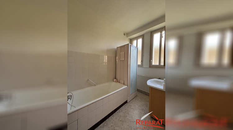 Ma-Cabane - Location Appartement Objat, 86 m²