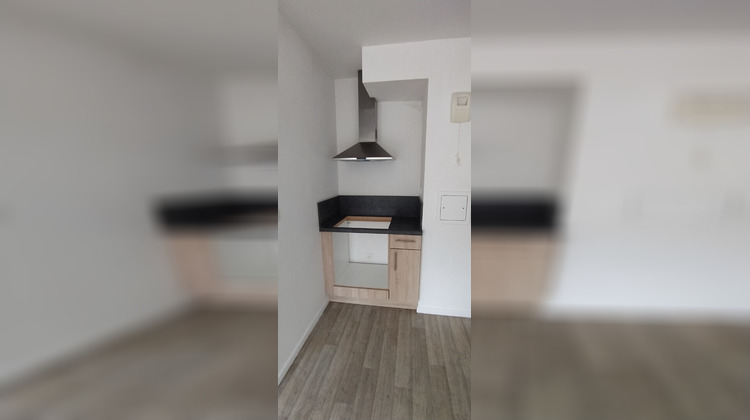 Ma-Cabane - Location Appartement OISSERY, 44 m²