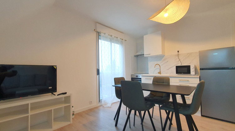 Ma-Cabane - Location Appartement OLIVET, 30 m²