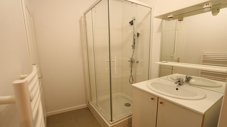 Ma-Cabane - Location Appartement OLIVET, 30 m²