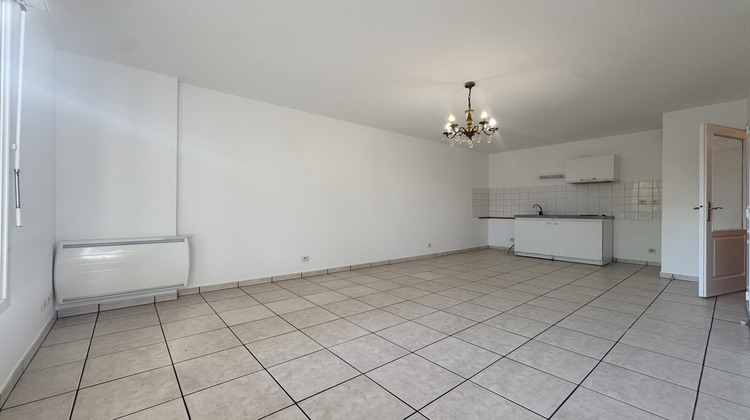 Ma-Cabane - Location Appartement Olivet, 33 m²