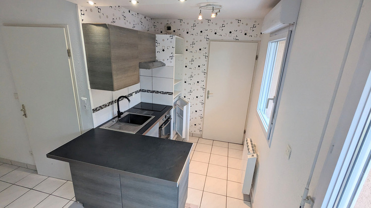 Ma-Cabane - Location Appartement ONET-LE-CHATEAU, 47 m²