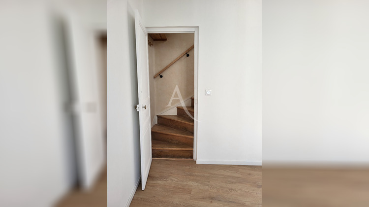 Ma-Cabane - Location Appartement ONZAIN, 65 m²