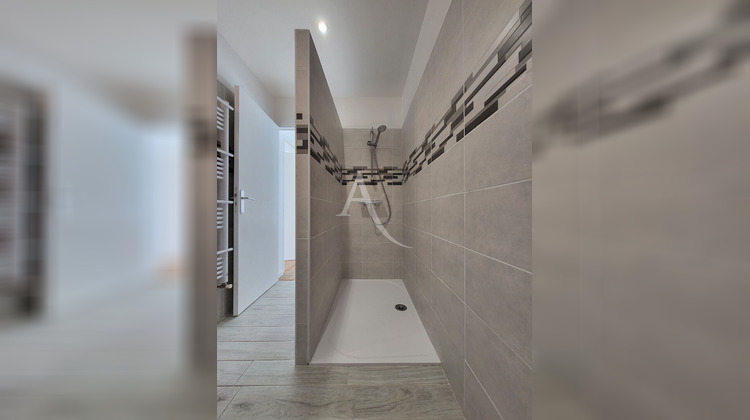 Ma-Cabane - Location Appartement ONZAIN, 65 m²