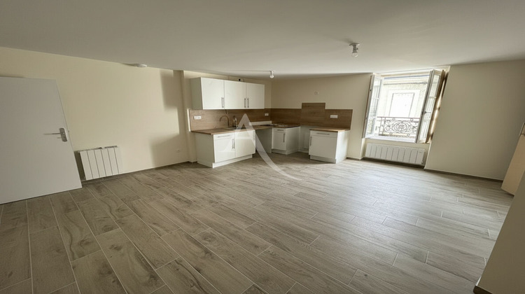 Ma-Cabane - Location Appartement ONZAIN, 75 m²