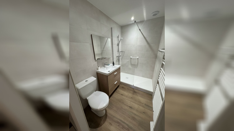 Ma-Cabane - Location Appartement ONZAIN, 75 m²