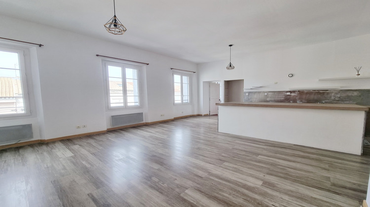 Ma-Cabane - Location Appartement Orange, 97 m²