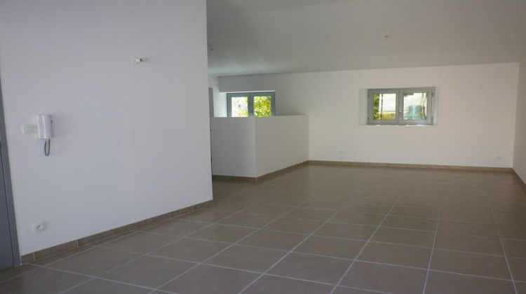 Ma-Cabane - Location Appartement ORANGE, 70 m²