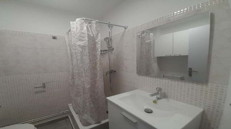 Ma-Cabane - Location Appartement Orange, 26 m²