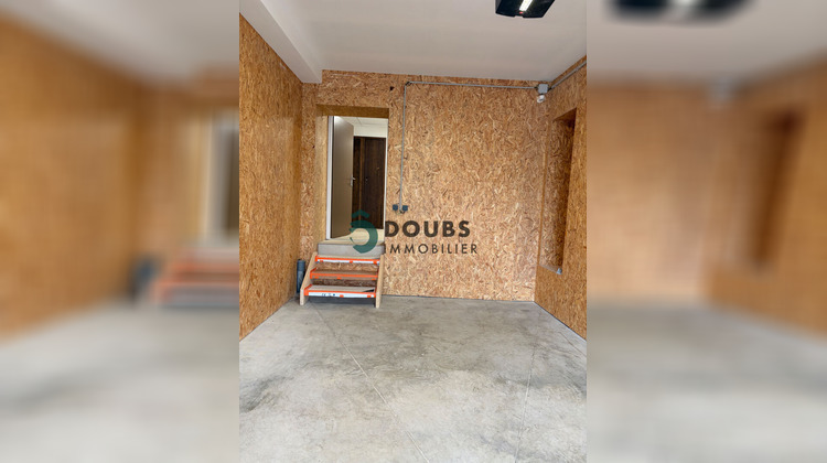 Ma-Cabane - Location Appartement ORCHAMPS-VENNES, 75 m²
