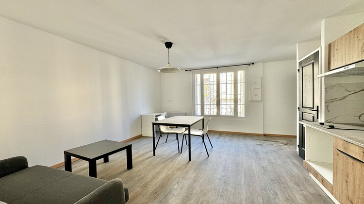 Ma-Cabane - Location Appartement ORGON, 26 m²