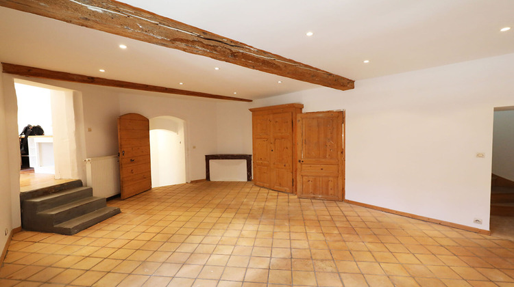 Ma-Cabane - Location Appartement ORLIENAS, 102 m²