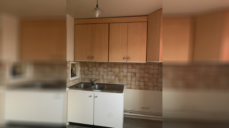 Ma-Cabane - Location Appartement Osny, 30 m²