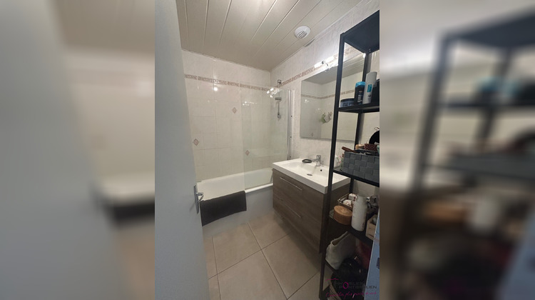 Ma-Cabane - Location Appartement Ouhans, 63 m²