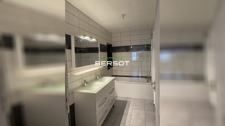 Ma-Cabane - Location Appartement OUHANS, 71 m²