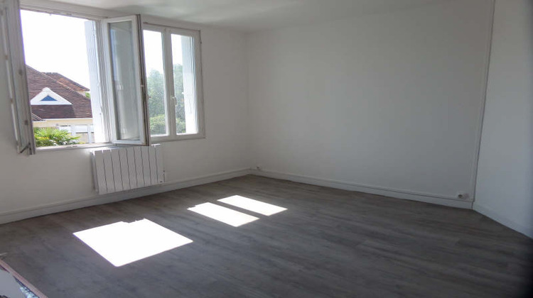 Ma-Cabane - Location Appartement OUISTREHAM, 48 m²