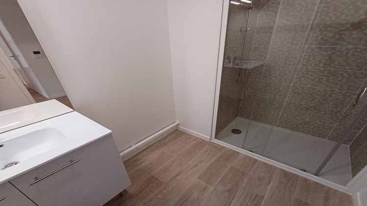 Ma-Cabane - Location Appartement OUISTREHAM, 62 m²