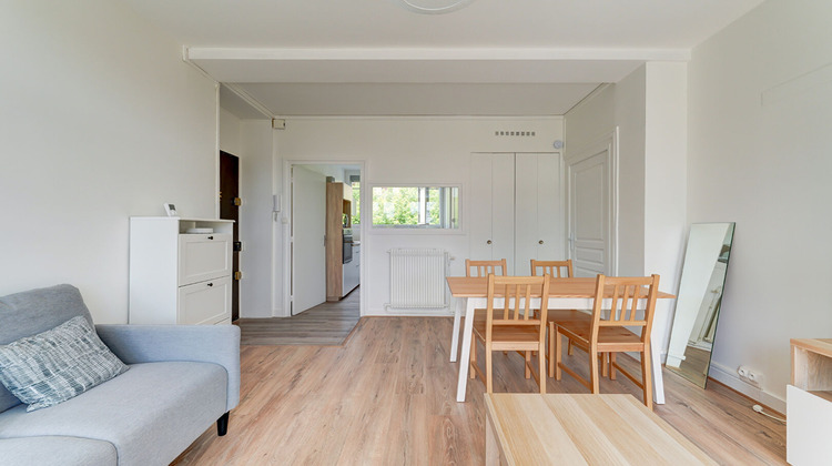 Ma-Cabane - Location Appartement OULLINS, 69 m²