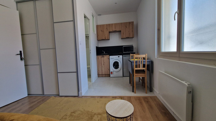 Ma-Cabane - Location Appartement Oullins, 18 m²