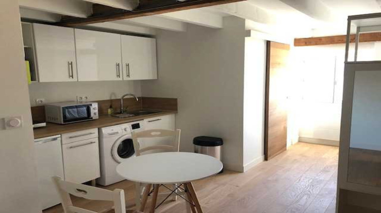 Ma-Cabane - Location Appartement OULLINS, 22 m²