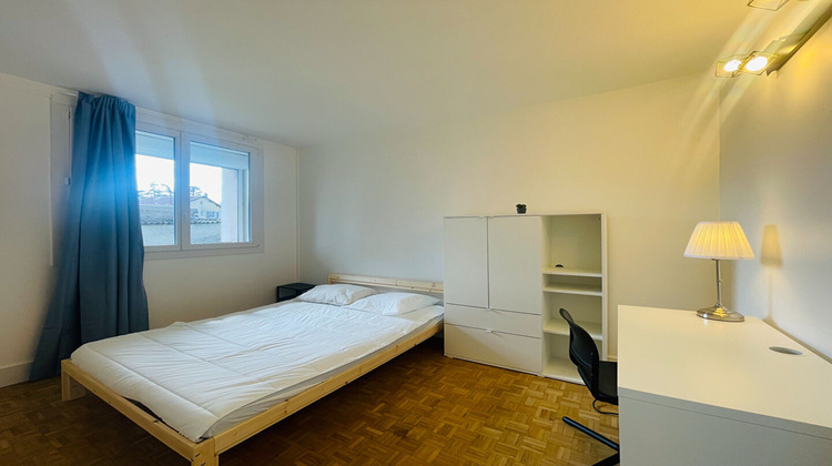 Ma-Cabane - Location Appartement OULLINS, 65 m²