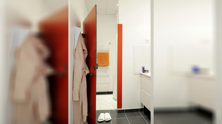 Ma-Cabane - Location Appartement OULLINS, 143 m²