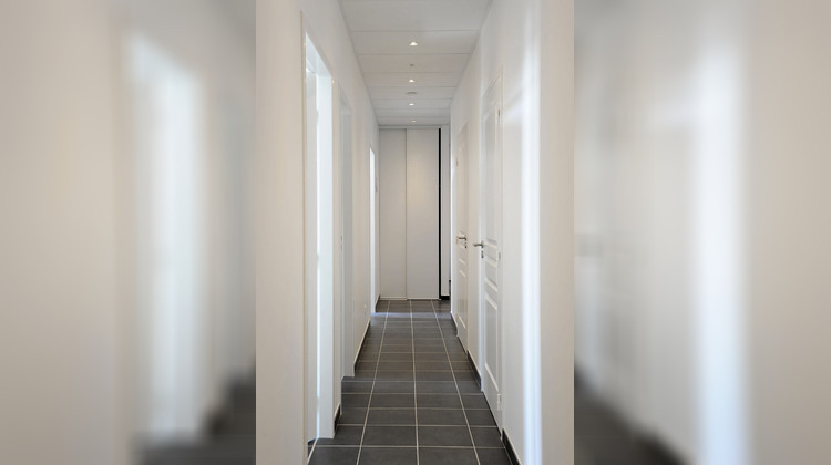 Ma-Cabane - Location Appartement OULLINS, 143 m²