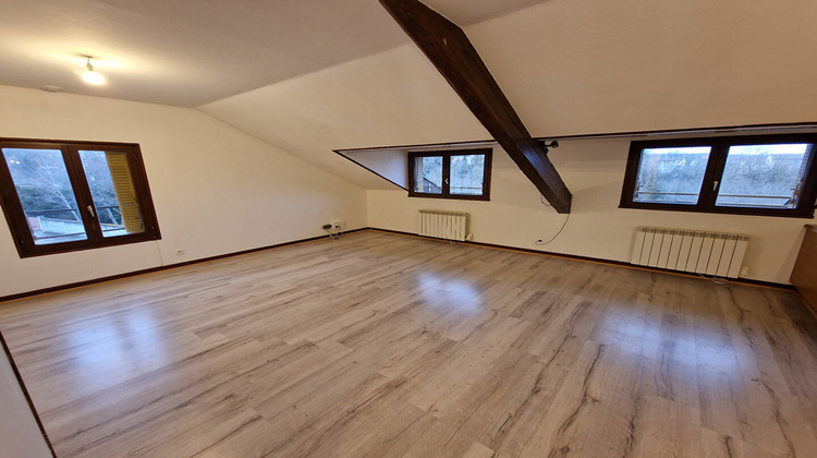 Ma-Cabane - Location Appartement OYONNAX, 60 m²