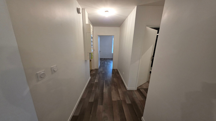 Ma-Cabane - Location Appartement OYONNAX, 55 m²